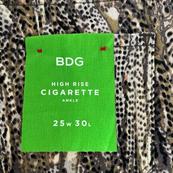 NEW High Rise pants - Picture 2 of 6